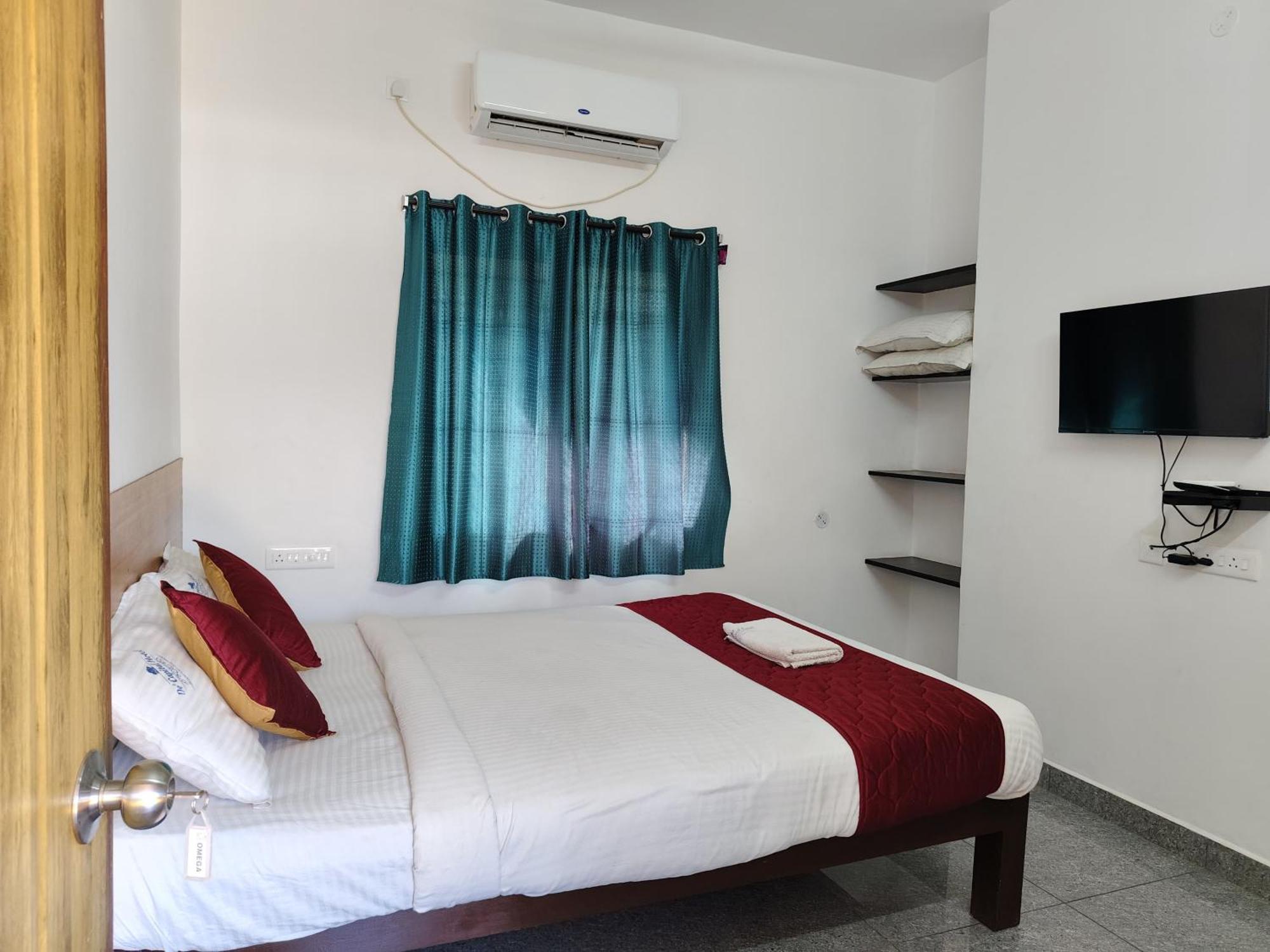 De' Capital Hotel ปอนดิเชอรี ภายนอก รูปภาพ